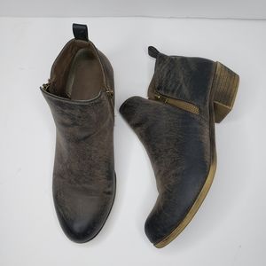 Jessica Cline Dani Zip Up Ankle Boots Size 11M